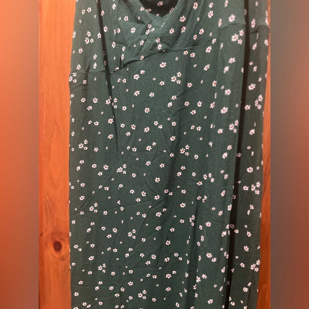 American Eagle Outfitters Green Floral Dress - Picture 5 of 6